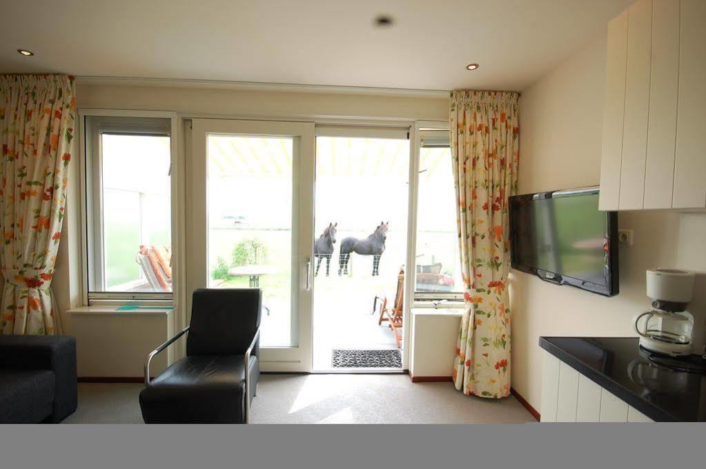 The Sunset Apartments ฮอลลุม ภายนอก รูปภาพ